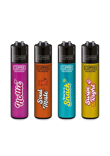 Ffx love language clipper feuerzeug set mit vier bunten, wiederverwendbaren feuerzeugen in pink, orange, blau und gelb für gothic und dark fashion fans
