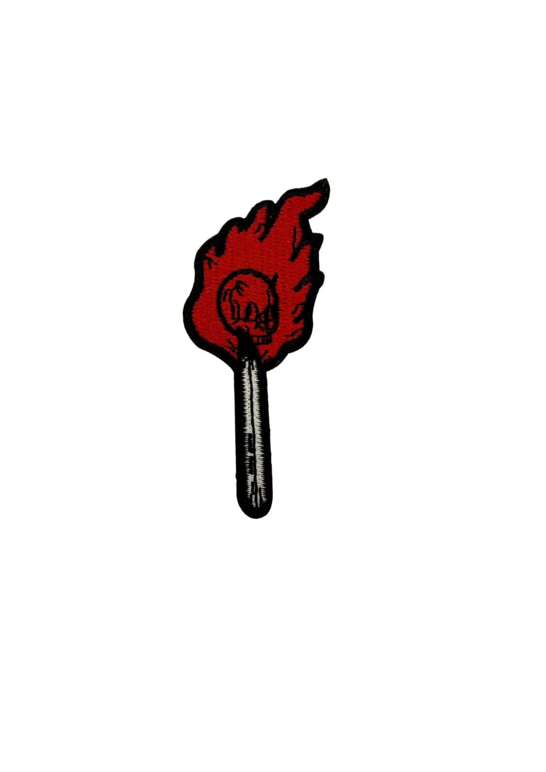 Rote flame patch mit schwarzer kontur und silbernem metallischem stiel im gotischen stil