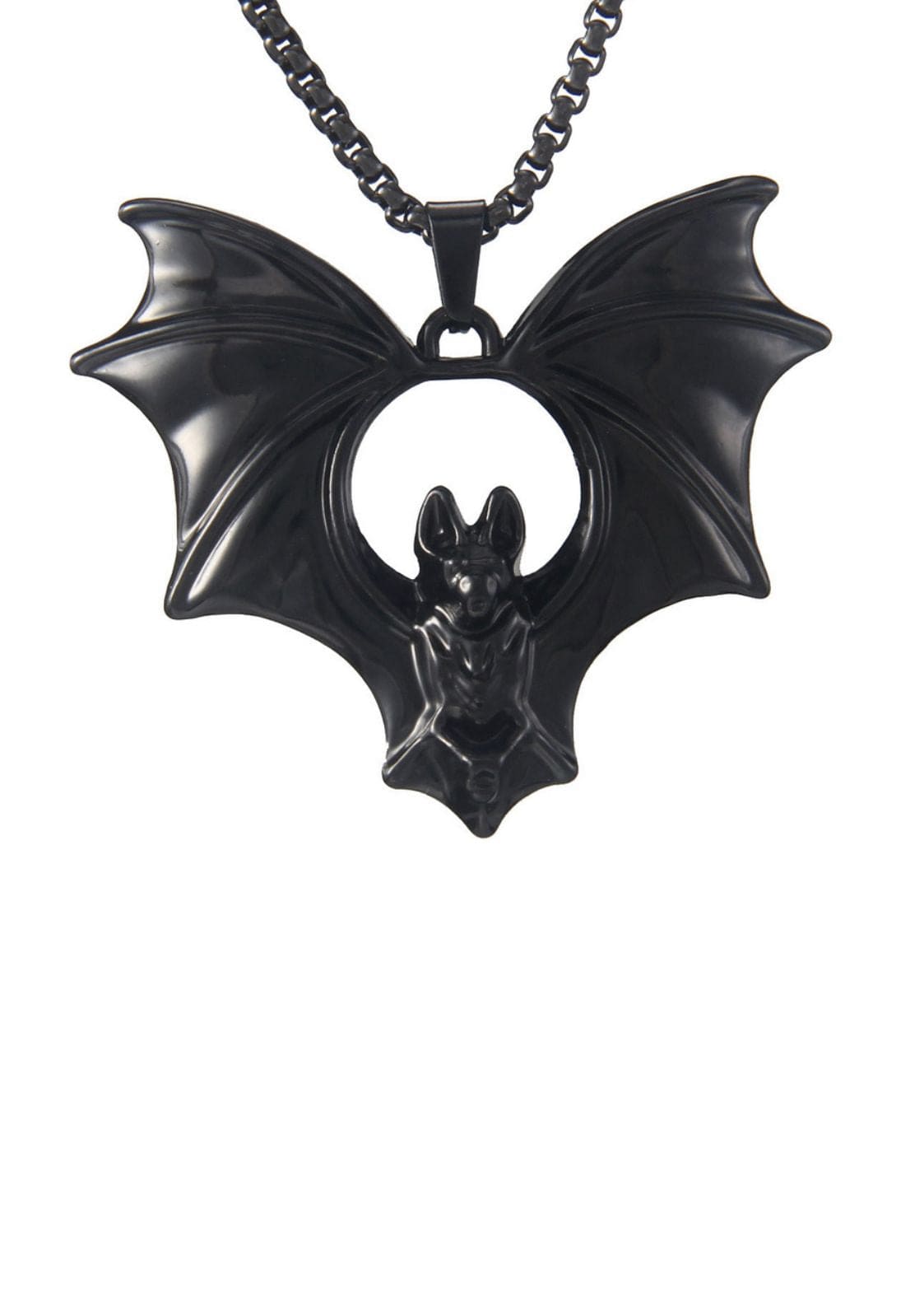 Schwarze Fledermauskette mit ausgebreiteten Flügeln, glänzender Finish.