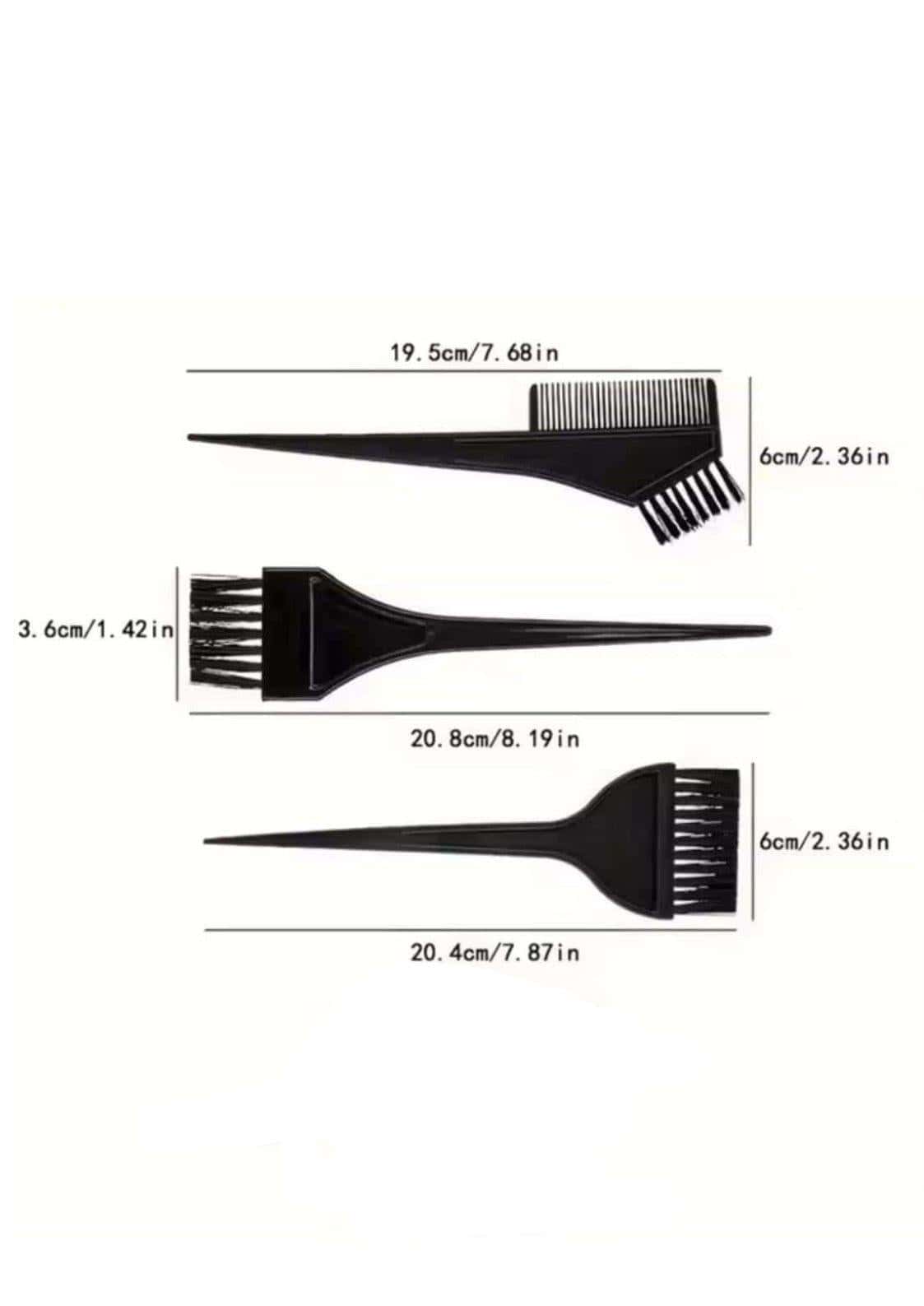 Set aus drei schwarzen plastik haarfärbepinseln in verschiedenen formen für professionelle anwendungen und gothic haarstyles