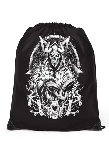 Schwarzer incanation gym bag mit detaillierter weißer grafik eines dämonischen motivs mit hörnern und skelettgriffen