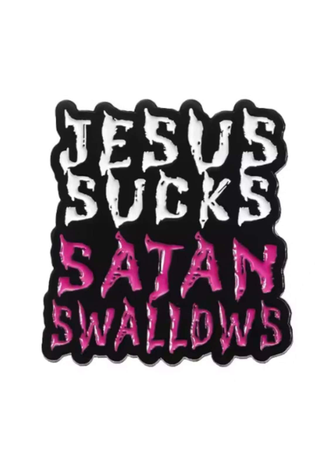 Schwarzer emaillierter pin mit jesus sucks in weiß und satan swallows in pink passend zum gothic horror friday mask style