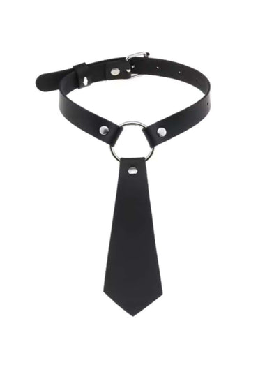Schwarzer faux leather slave choker mit necktie und silbernem o ring als spike slave choker