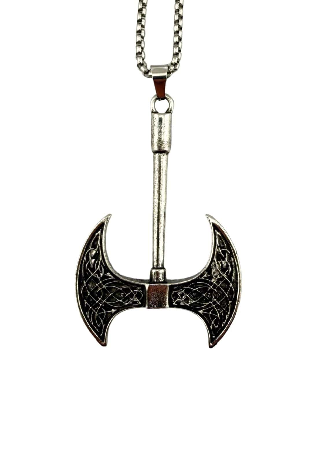 Silberfarbene nordic axe halskette mit doppelaxtanhänger und filigranem keltischem knotenmuster im gothic stil