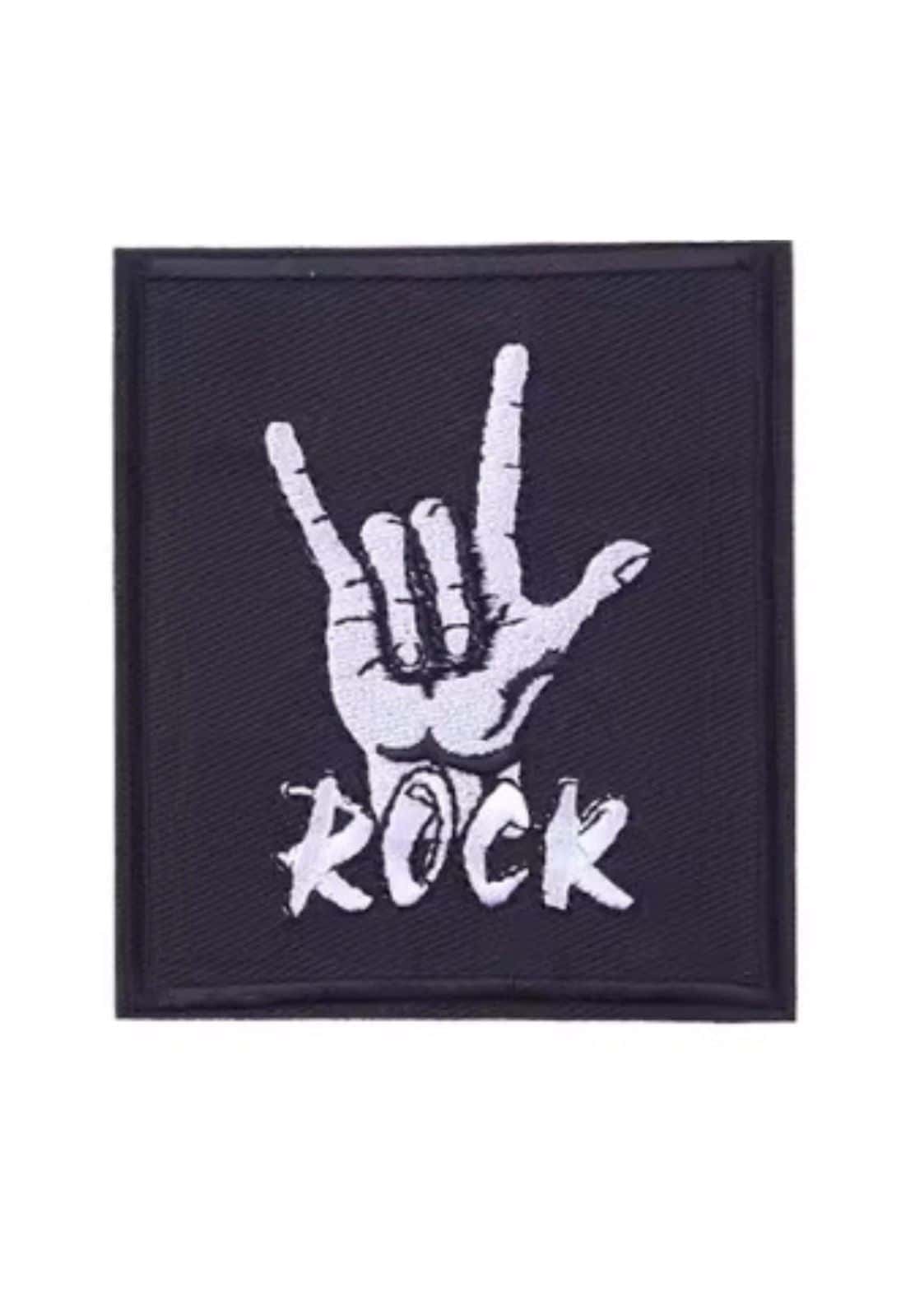 Schwarzer rechteckiger polyester patch mit weißem rock text und handzeichen design rock breite china patch