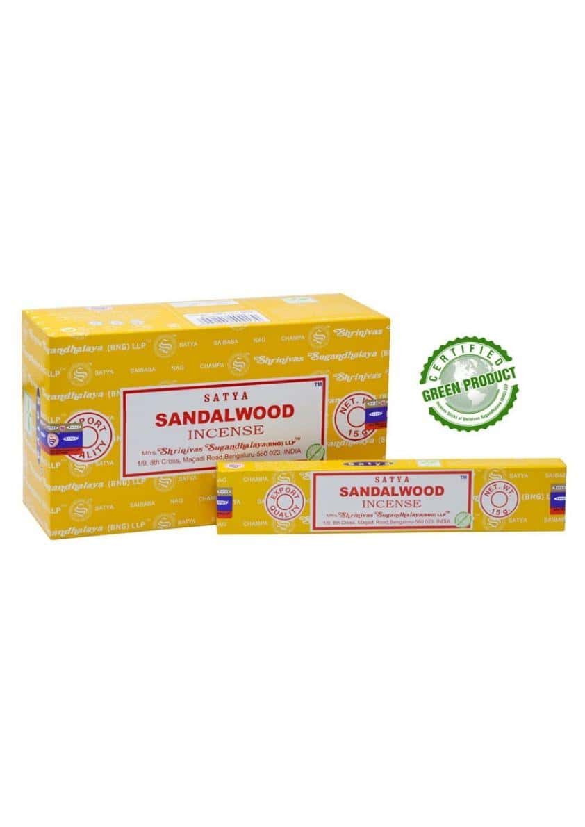 Gelbe kartonverpackung von satya sandalwood räucherstäbchen geeignet für gothic horror und dark fashion atmosphäre
