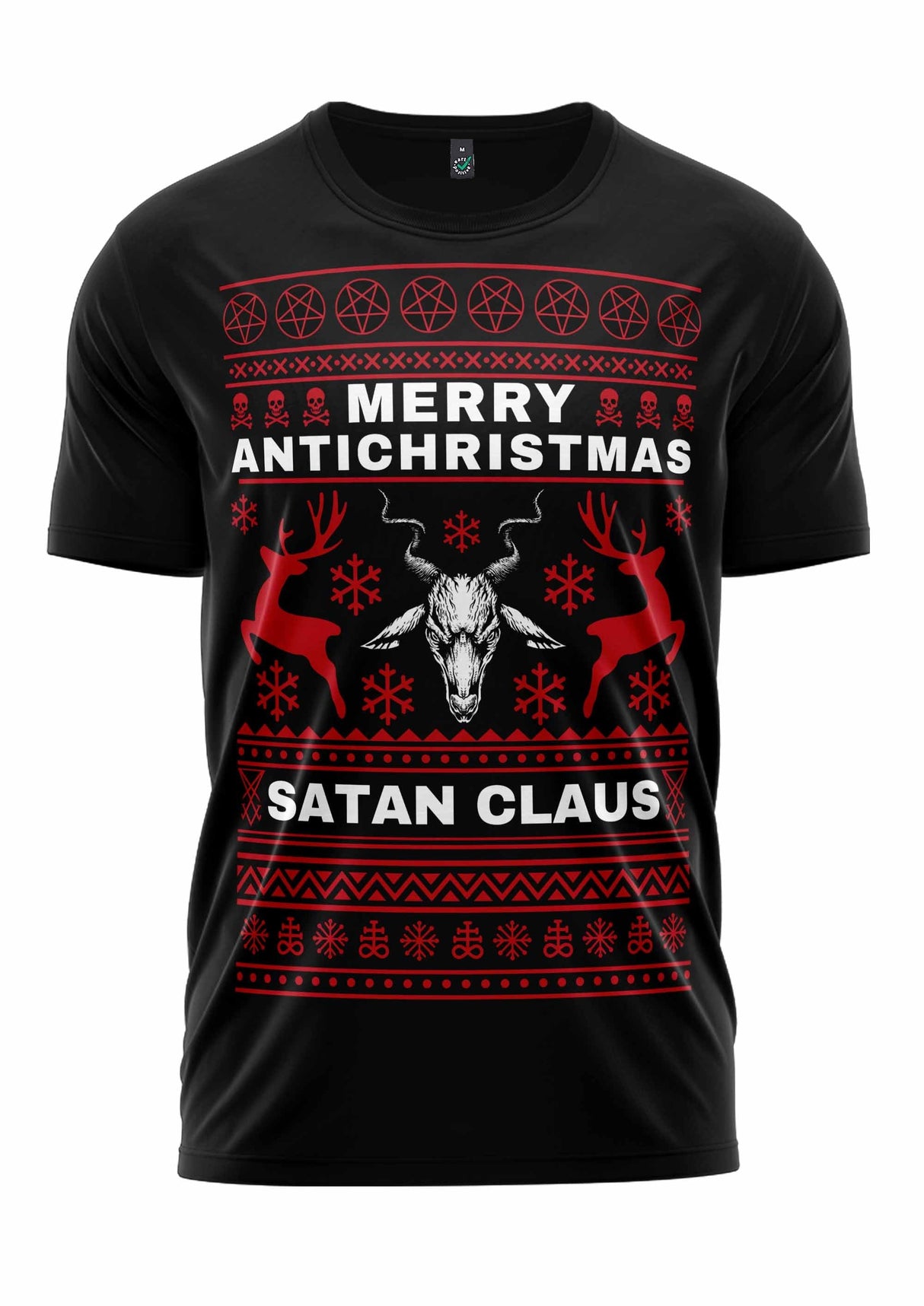 Schwarzes T-Shirt mit rot-weißem Design, das einen Bullenschädel, Geweihe, Pentagramme, Rentier, Schneeflocken, ’frohe anti-christmas’ und ’satan claus’ Text zeigt.