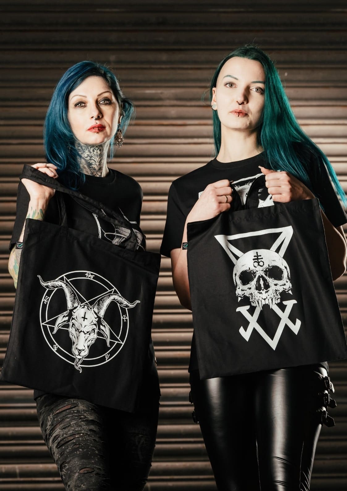 SIGIL SKULL TOTE BAG
