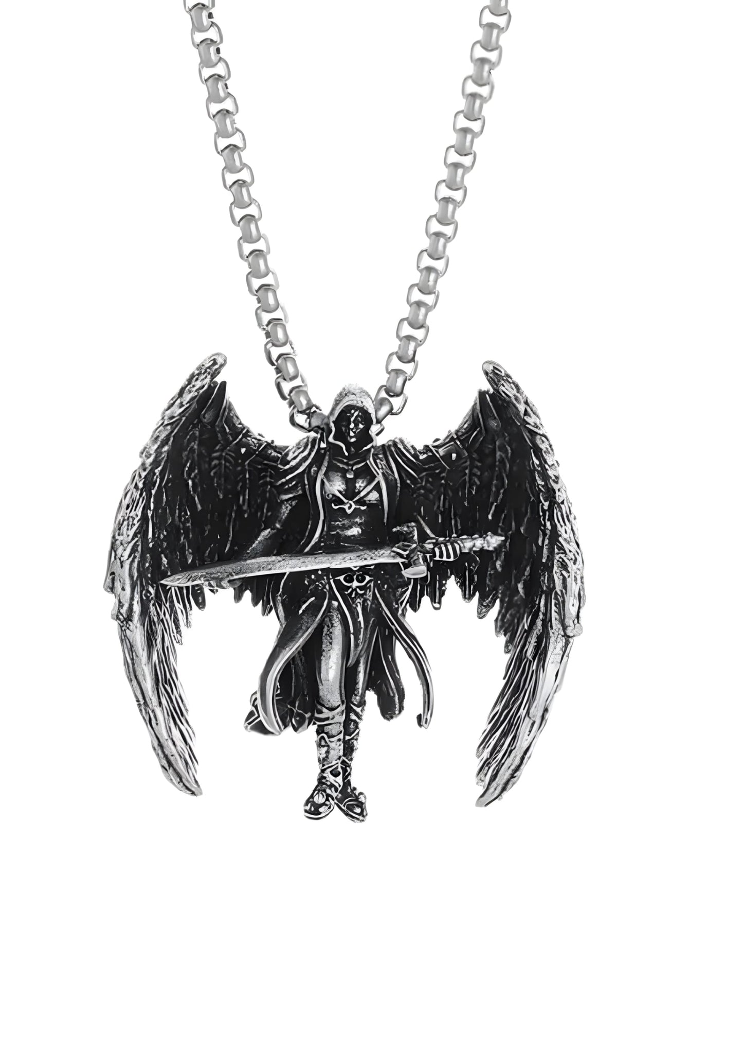 Silbernes Engelanhänger-Halskette mit Flügel- und Schwertdesign, wahrscheinlich aus Metall gefertigt.
