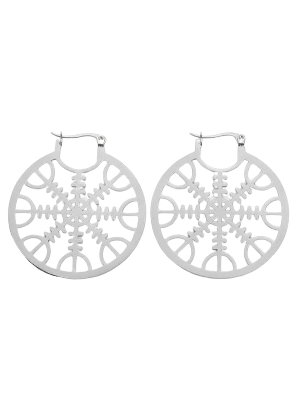 Ein Paar silberne Vegvisir-Ohrringe.