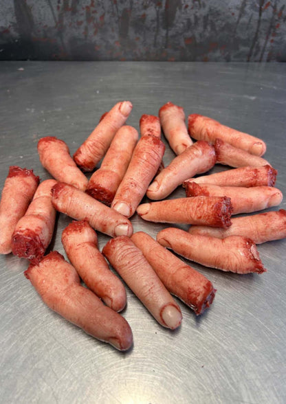 Realistische blasse Finger-Props mit Hauttextur, blutigen Schnitten, gothic FX-Design