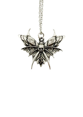 Silberne Totenkopf-Schmetterlingskette mit aufwendigen Flügeln und einer Kette.