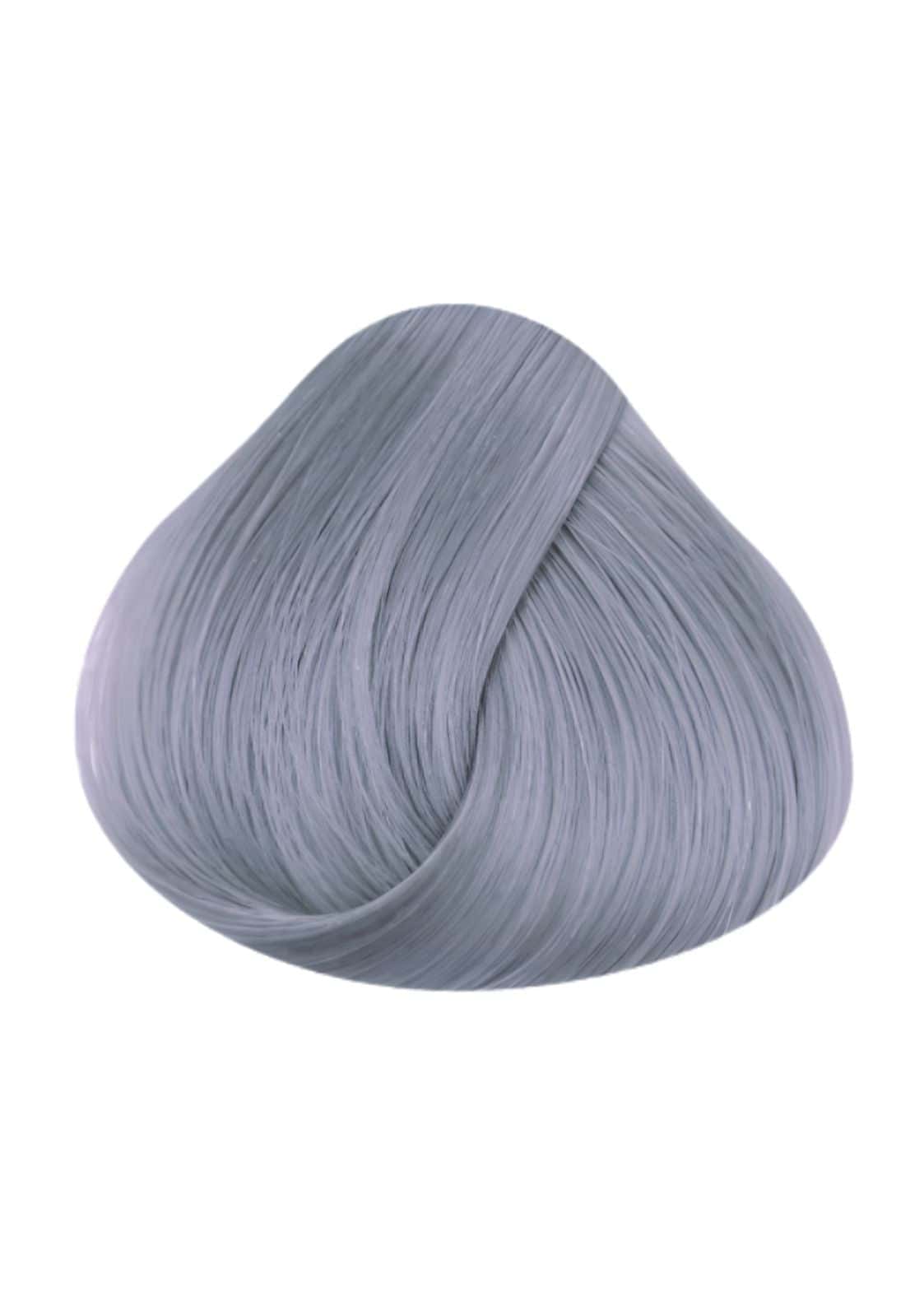 Eine semi-permanente haartönung in antique mauve mit glatter, glänzender silbergrauer textur für graues haar färbung