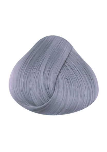Eine semi-permanente haartönung in antique mauve mit glatter, glänzender silbergrauer textur für graues haar färbung