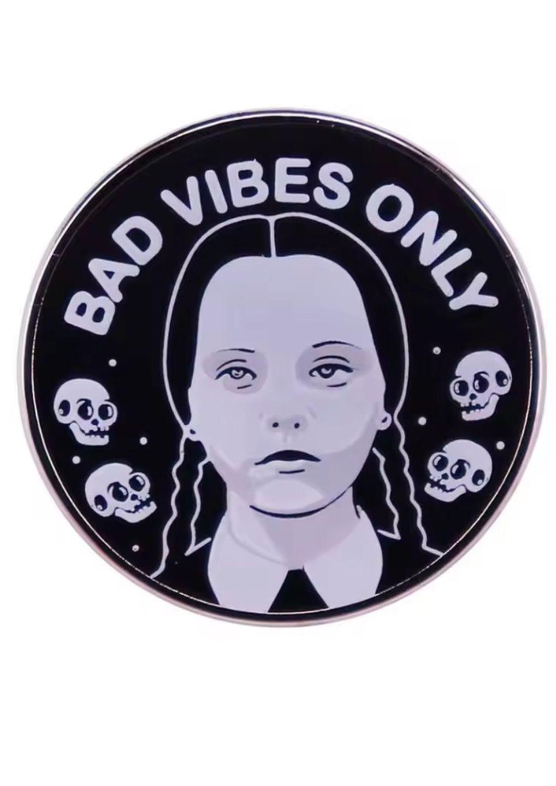 Wednesday Addams-Anstecknadel ’Nur schlechte Laune’.