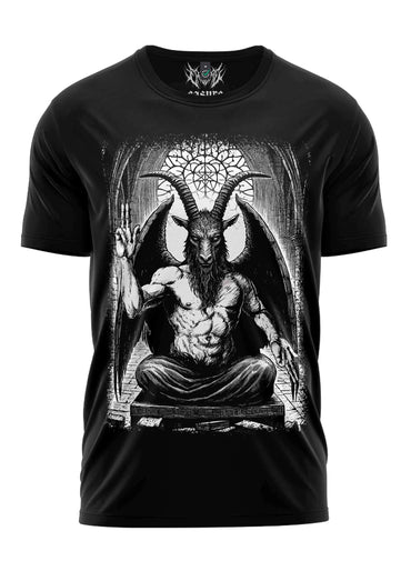 Black kurzarmshirt mit gothic baphomet grafik in einem bühnenfenster, ideal für horror fans