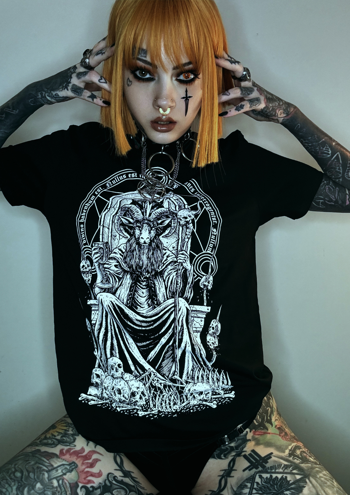 BAPHOMETS THRONE - SHIRT - T-SHIRT