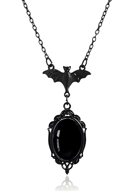Schwarze Fledermaus-Cameo-Kette mit aufwendigem Filigran-Design und Kette.