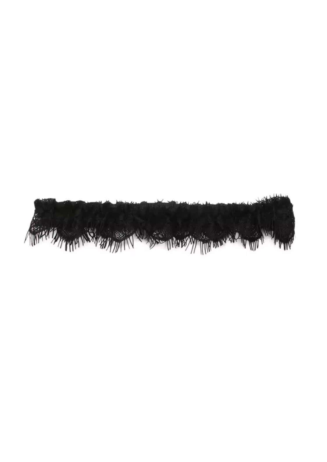 Schwarzes spitzen strumpfband burlesque mit ausgefransten kanten für gothic kleidung und horror looks