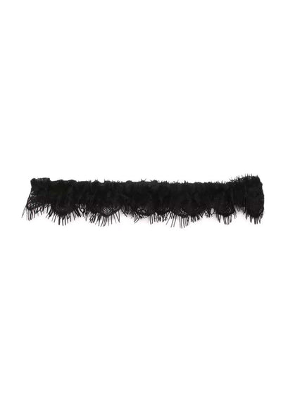 Schwarzes spitzen strumpfband burlesque mit ausgefransten kanten für gothic kleidung und horror looks