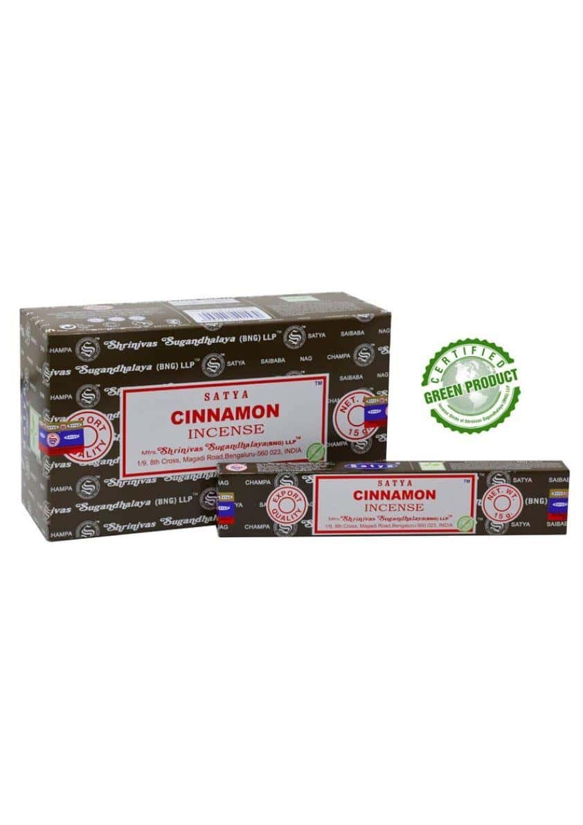 Satya cinnamon räucherstäbchen in dunkelbrauner kartonverpackung mit rotem und weißem etikett für gothic horror und dark fashion