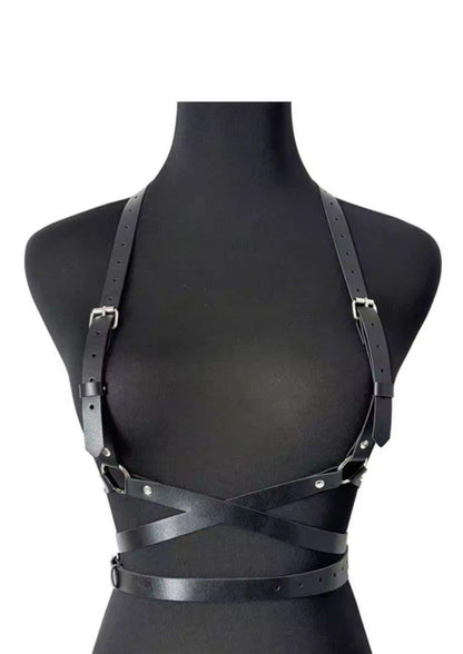 Schwarzer pu leder harness mit verstellbaren riemen und silbernen schnallen für gothic dark fashion