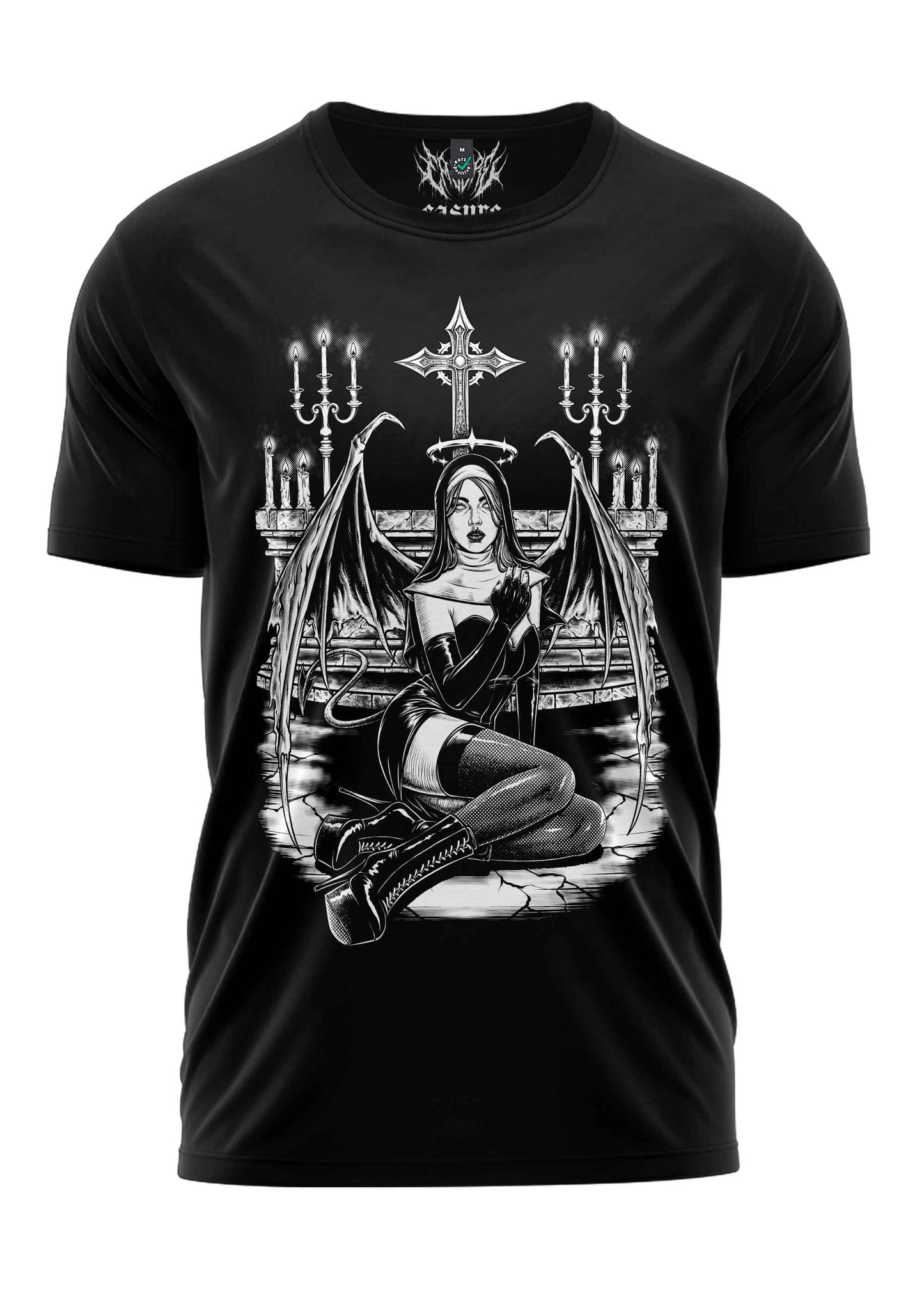 Schwarzes T-Shirt mit gotischem Engel-Design, Flügeln und Heiligenschein.