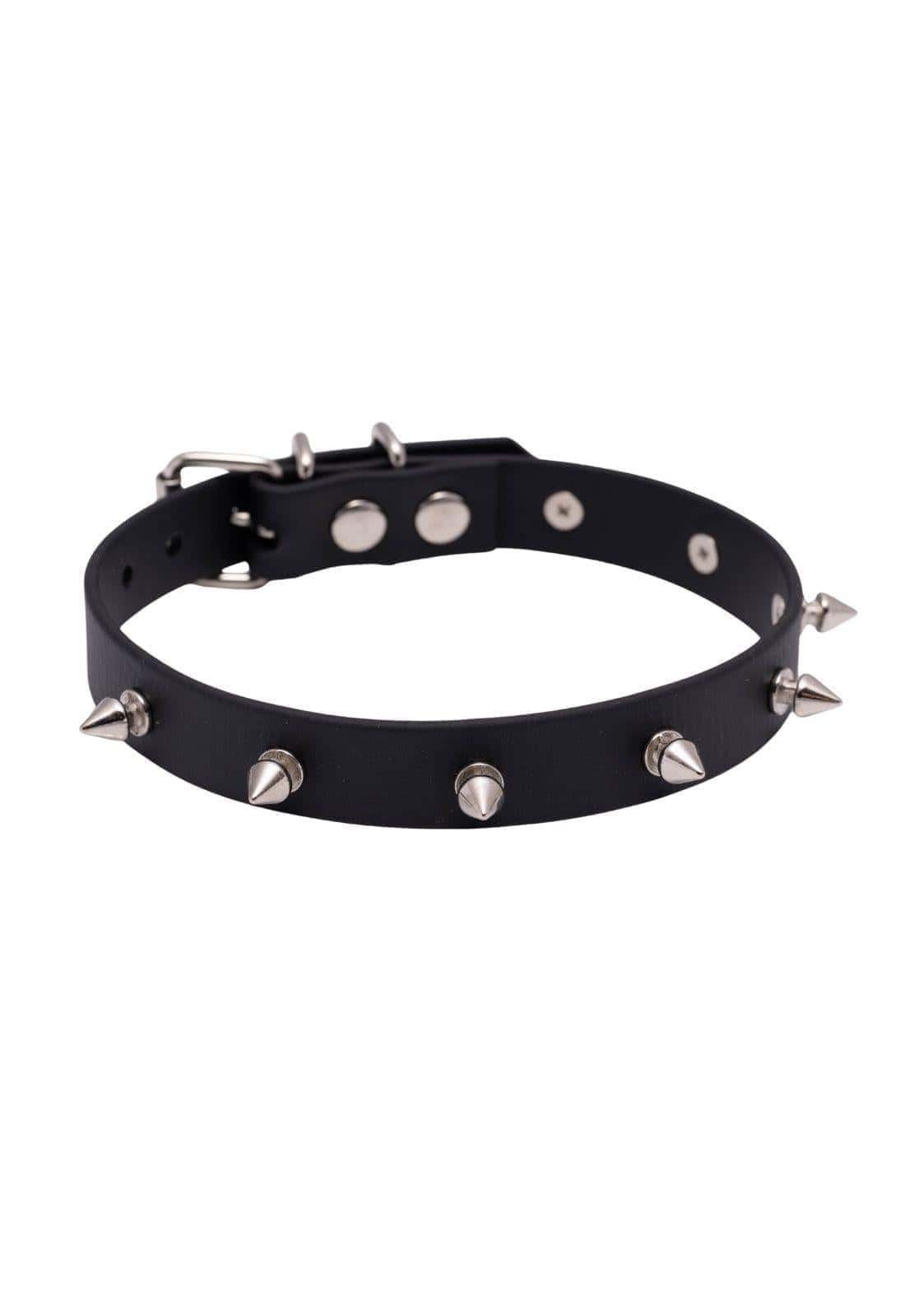 Schwarzer Easure Killer Spike Choker aus BioThane mit silbernen Metallnieten