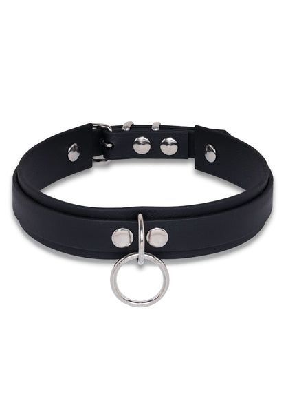 Handgefertigter gothischer Choker aus langlebigem schwarzem Leder mit silbernen Nieten und zentralem Ring EASURE SLAVE
