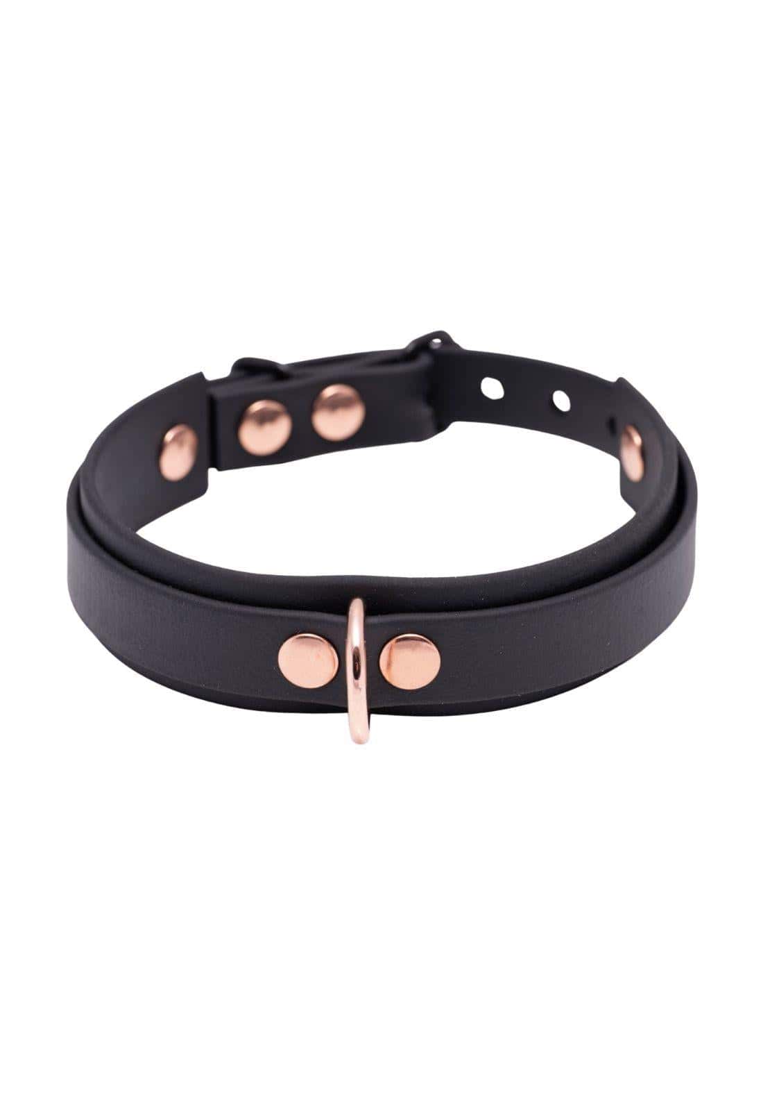 Schwarzer handgefertigte choker aus langlebigem material mit rosegoldtönen und ringverschluss im gothic stil
