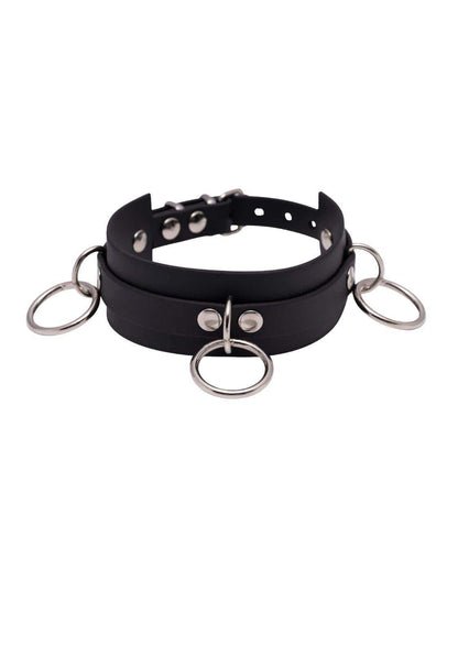 Schwarzer Easure Triple Slave Choker aus BioThane mit 3 silbernen O-Ringen