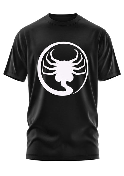 Schwarzes gothic horror kurzarmshirt facehugger mit weißem stilisiertem skorpion kreisgrafik vorne