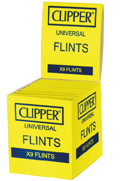 Gelbe Schachteln mit Clipper-Universalfeuersteinen.