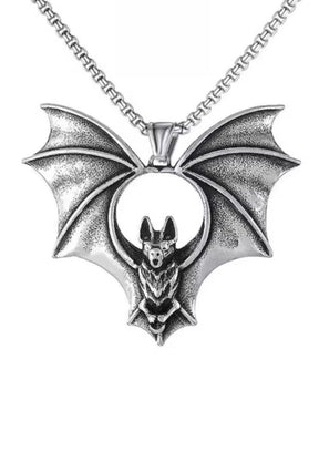 Silberfarbene Fledermaus-Halskette mit ausgestreckten Flügeln.