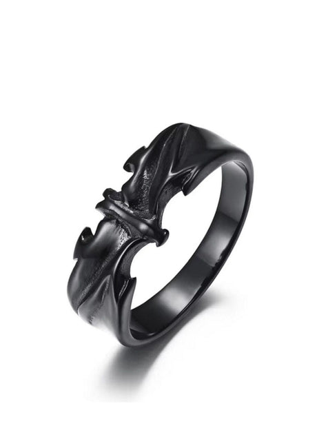 Schwarzer Drachenring mit aufwendigem Design aus Schuppen und Klauen, aus Edelstahl gefertigt.