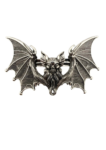 Silberfarbene gargoyle bat haarklammer mit detaillierten flügeln und bärtigem gesicht aus metall