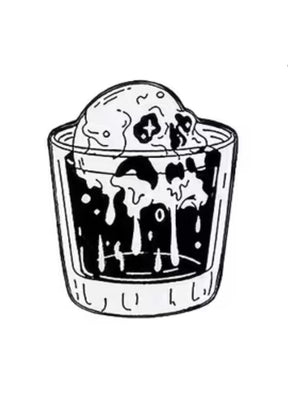 Eine Kugel Eiscreme, die in einem dunklen Getränk in einem klaren Glas schmilzt.