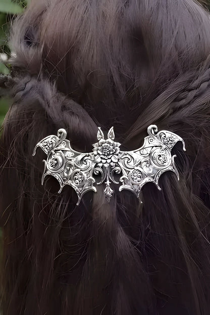 Silberne gotische Fledermaus-Haarklammer Goth Bat mit Blumen- und Ornamentik