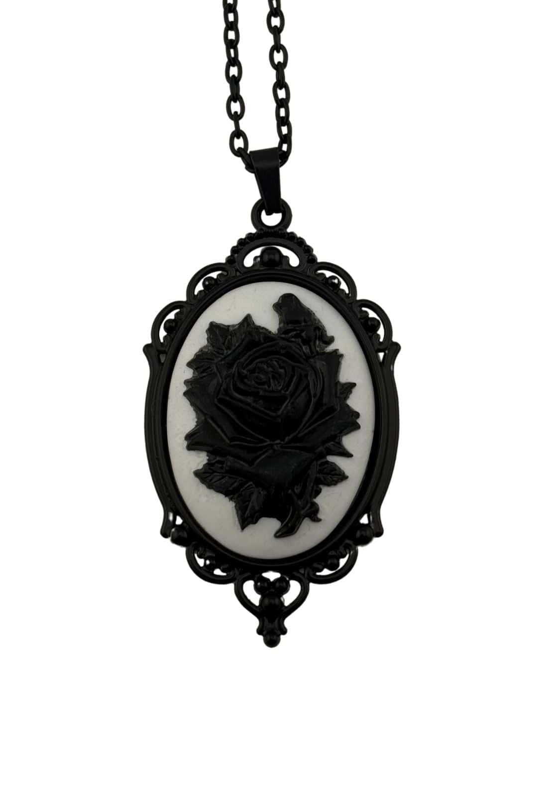 Gothic rose schwarze kamée halskette mit weißem hintergrund für horror und gothic mode