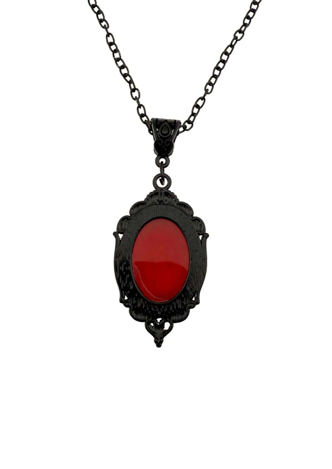 Gotisches rotes Kameo-Halskette mit schwarzem ornamentalem Rahmen und Kette.