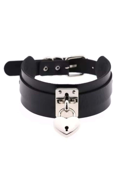 Schwarze leder herz schloss choker halskette im gothic horror stil