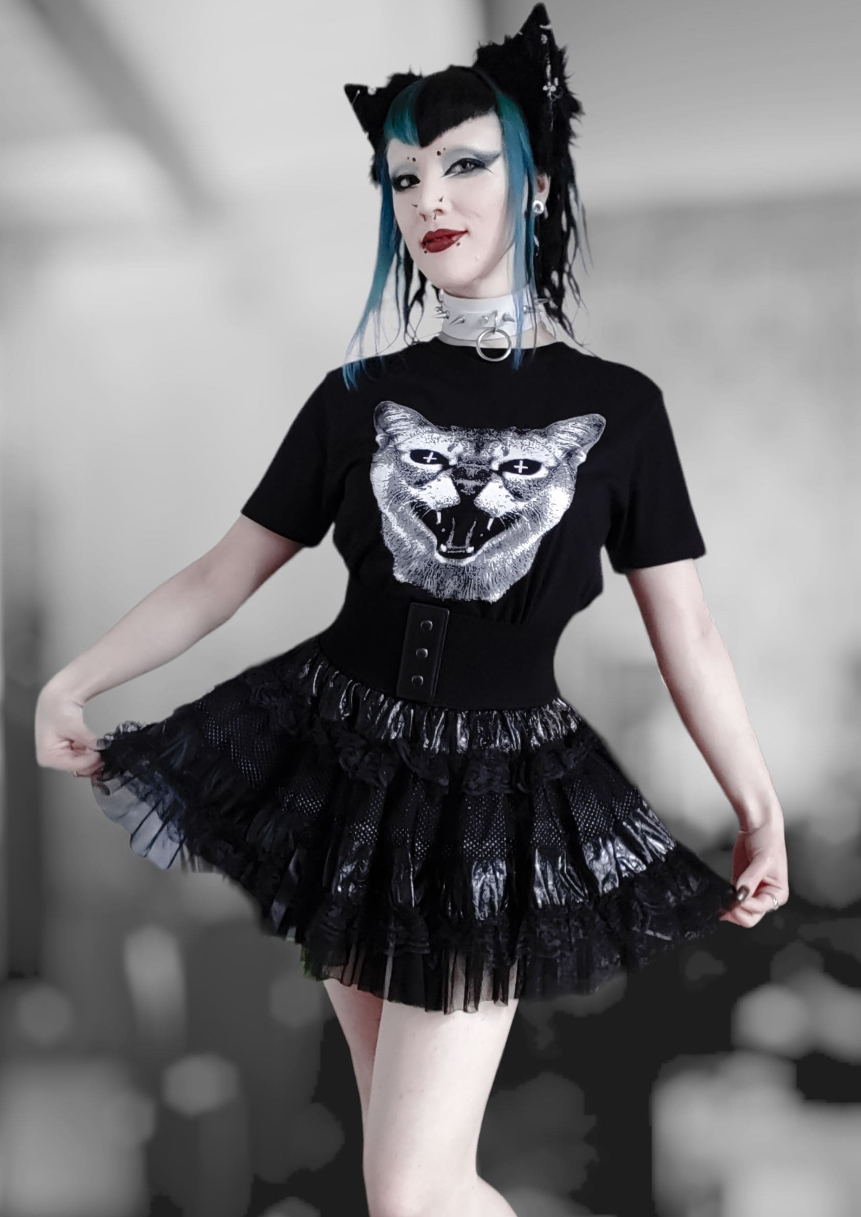 Schwarzes Gothic-Metal T-Shirt mit zorniger Katze