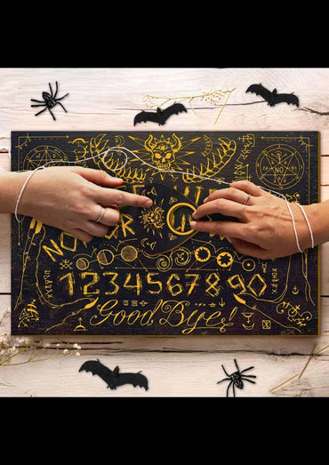Horned skull kleine schwarze und goldene spirit board mit death moth ouija symbolen und klassische ouija-tradition schriftzug goodbye