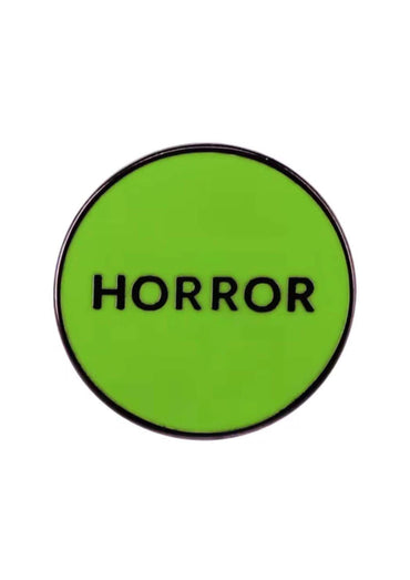 Grüner horror button pin mit bat pentagram für gothic und horror fans