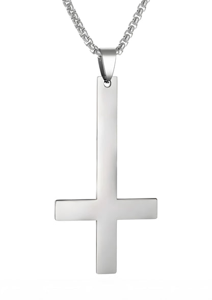 Silbernes Kreuzanhänger-Halskette mit polierter Oberfläche und Kastenkette.