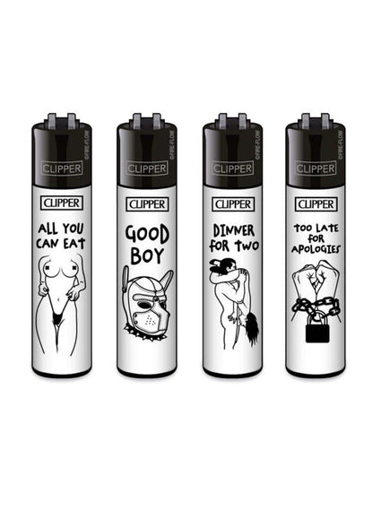 Vier weiße clipper lighters mit schwarz-weiß grafik im kinky #3 clipper lighter set