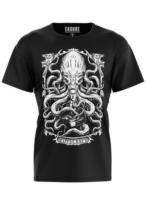 Schwarzes T-Shirt mit weißem Lovecraft-Design, das Tentakel und Schädel zeigt.