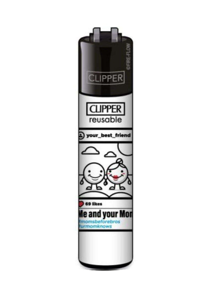 Schwarzes und weißes clipper feuerzeug refillable mit comic design zweier lächelnder figuren unter wolken batsquirrel clipper