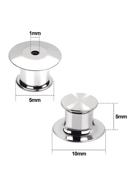 Zwei silberfarbene Metall-Anstecknadeln mit präzisen Abmessungen.