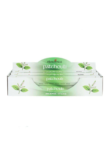 Weiße karton-displayschachtel mit grünen blattillustrationen und elements patchouli räucherstäbchen für patchouli incense sticks